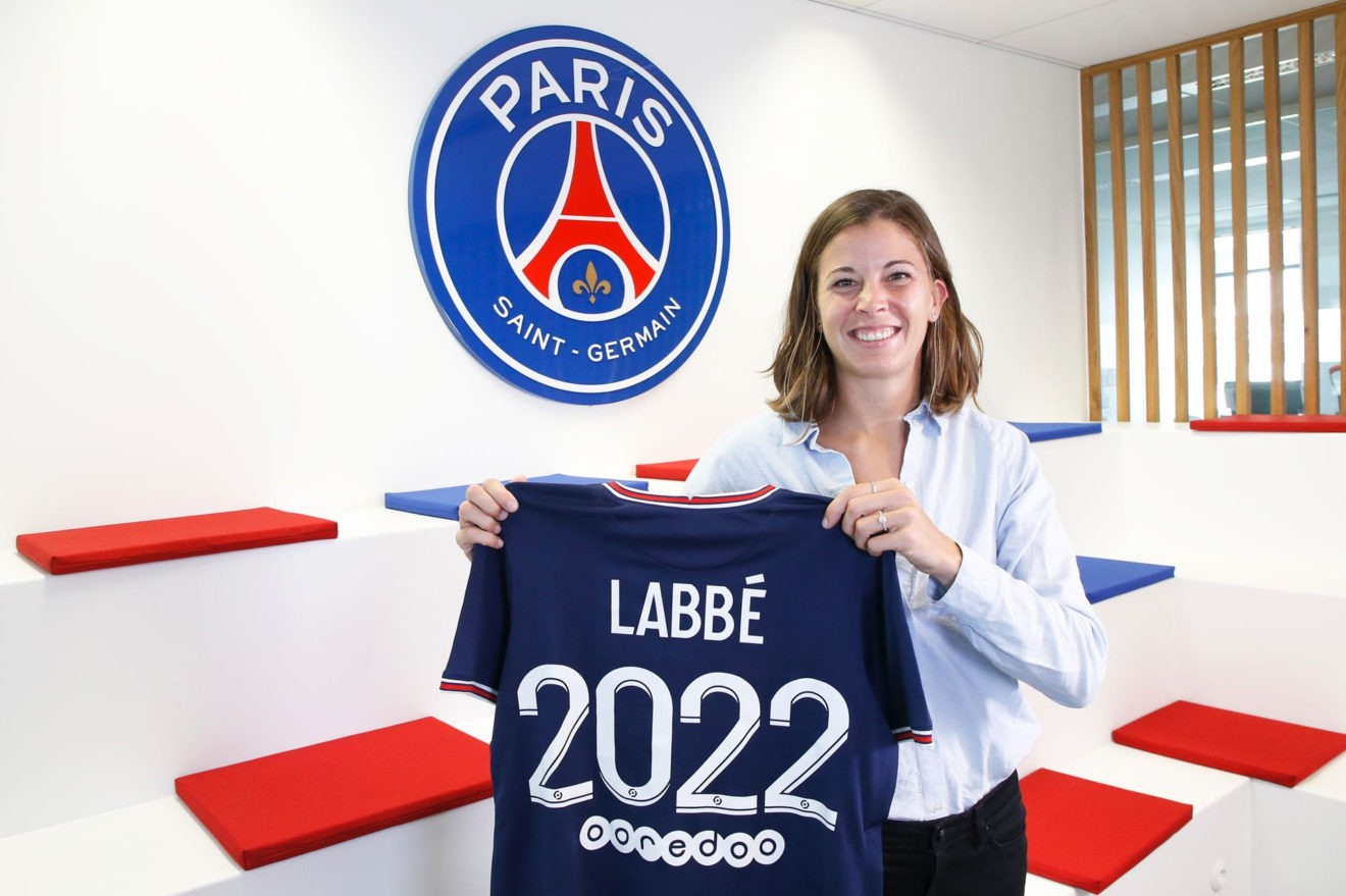 Stéphanie Labbé signe au PSG
