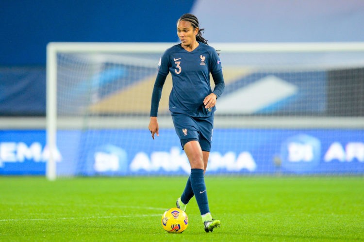 Football – Wendie Renard de nouveau capitaine en équipe de France