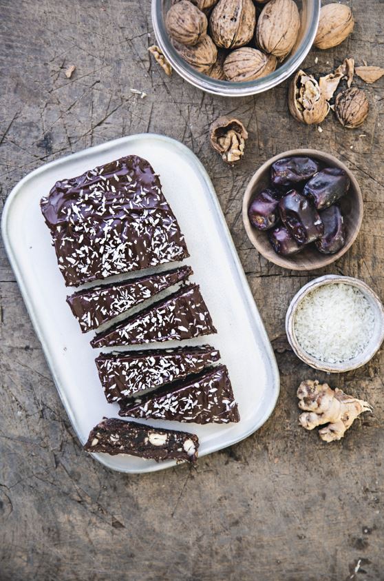 Recette crue : gâteau au chocolat vegan sans cuisson