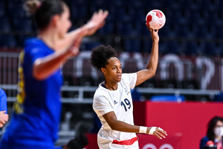 Handball – Victime d’un malaise après le match, Océane Sercien-Ugolin « va mieux »