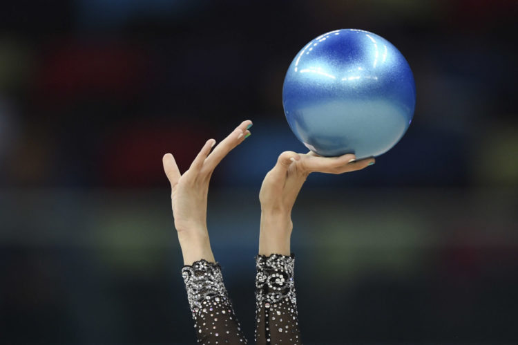 Mondiaux de gymnastique rythmique : la France se classe 8e