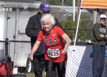 Athlétisme – Julia Hawkins, 106 ans, bat le record du monde du 100 mètres