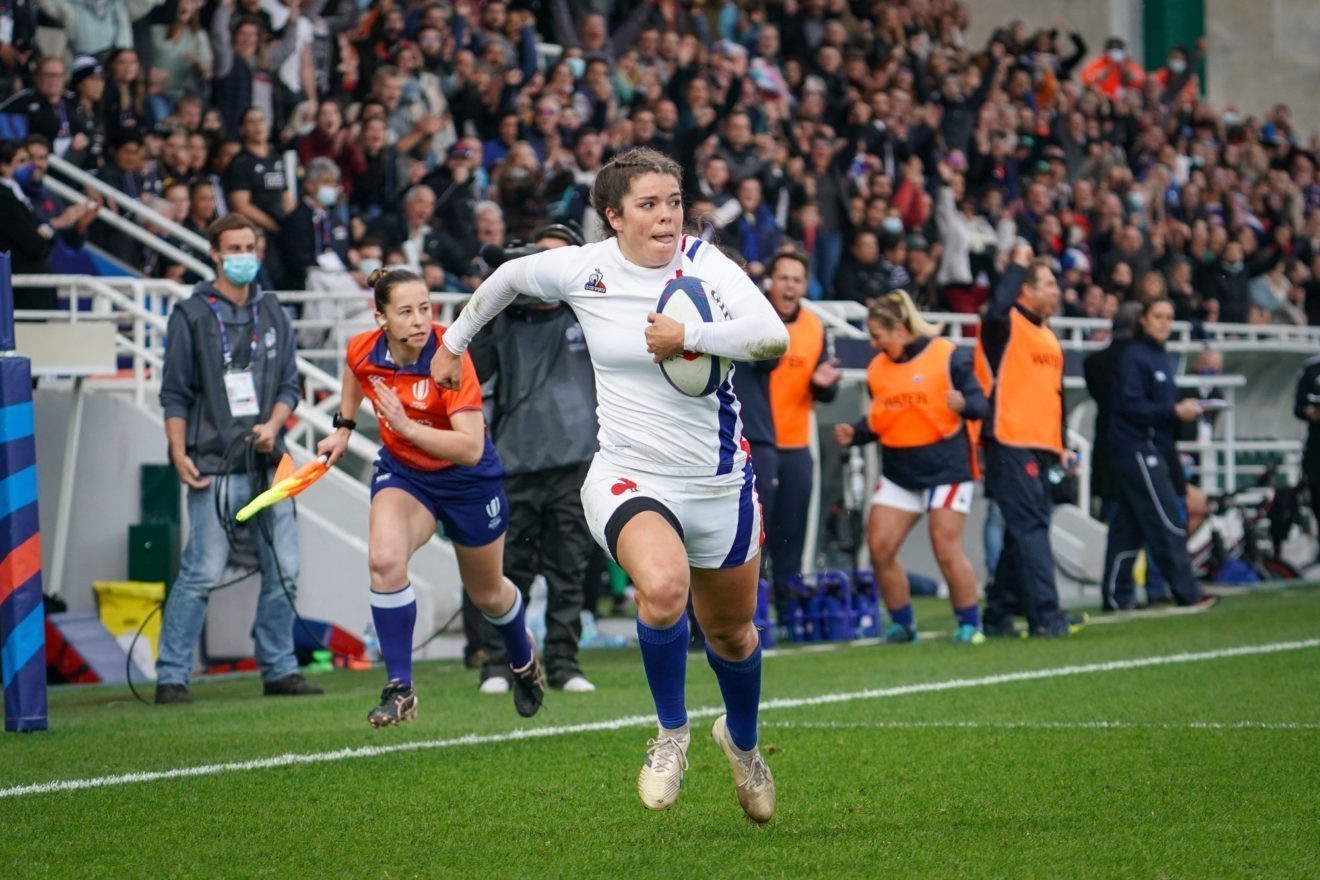 Rugby : Le XV de France féminin s'impose largement face à la Nouvelle-Zélande !