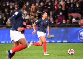 Football : Victoire précieuse des Bleues !