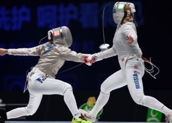 Escrime – Caroline Queroli remporte l’épreuve de coupe du Monde de sabre de Tbilissi