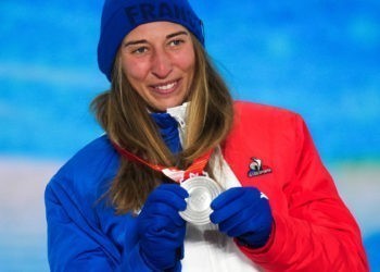 JO 2022 / Snowboard cross : Chloé Trespeuch remporte la médaille d’argent !