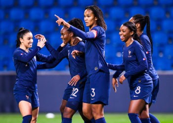 Football / Tournoi de France : Wendie Renard et les Bleues étrillent la Finlande