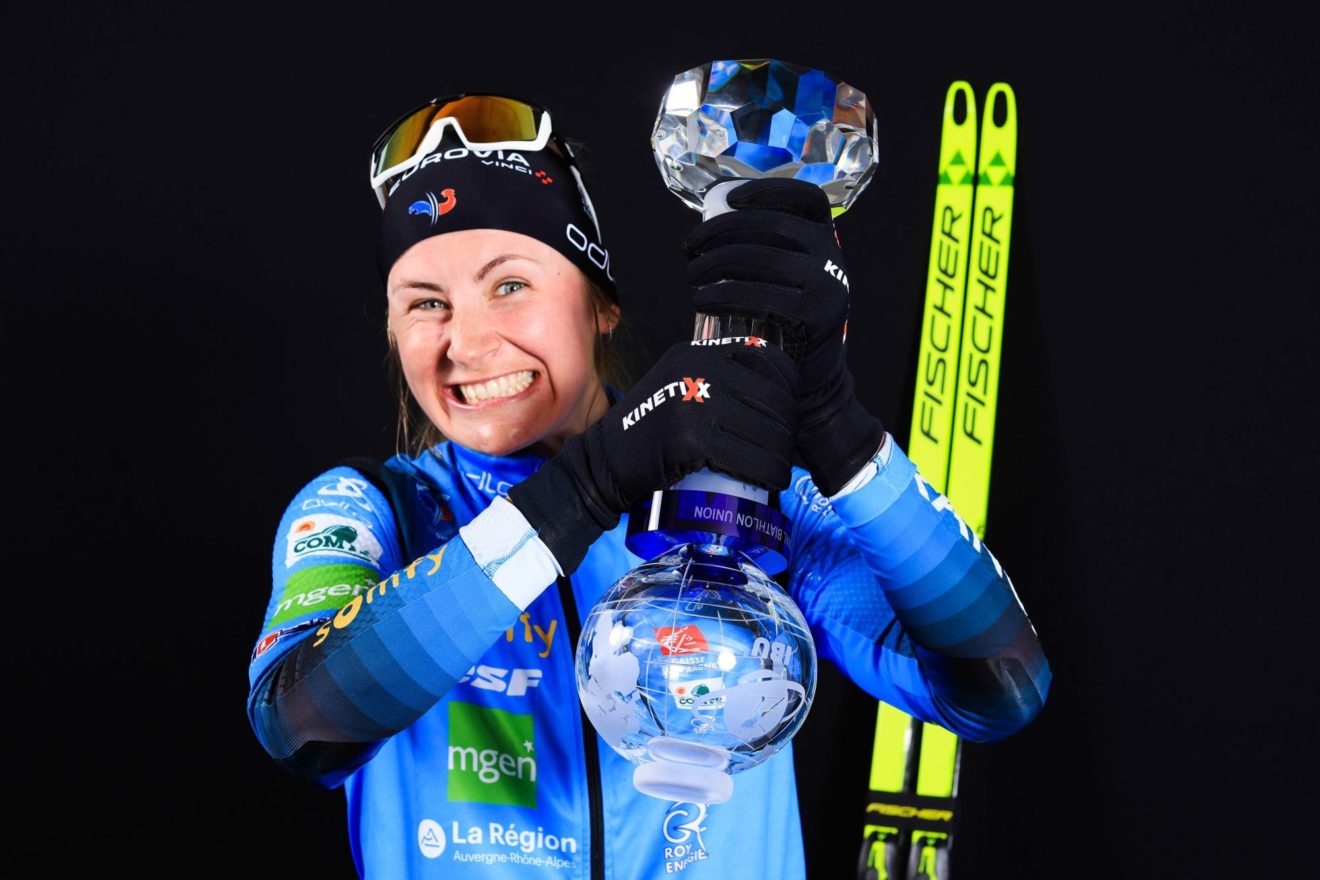 Biathlon : Justine Braisaz-Bouchet remporte la mass start d’Oslo et le petit globe