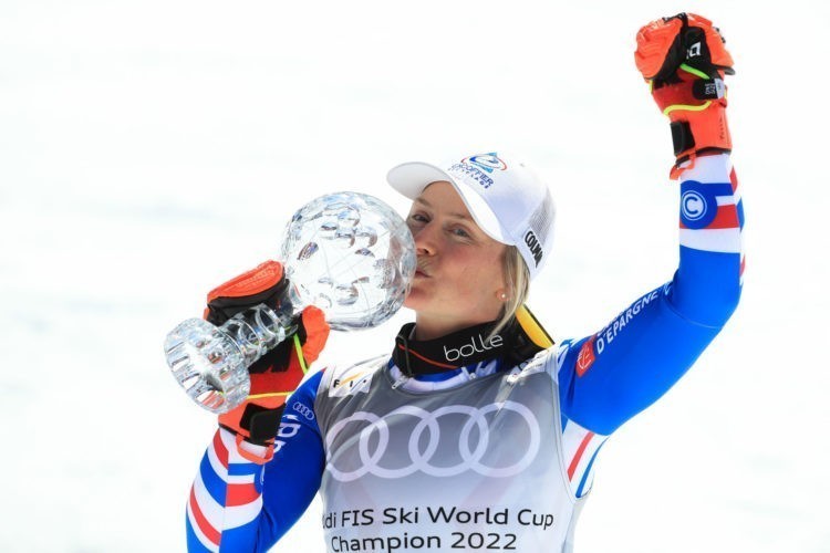 Ski alpin : la Française Tessa Worley remporte le petit globe de slalom géant