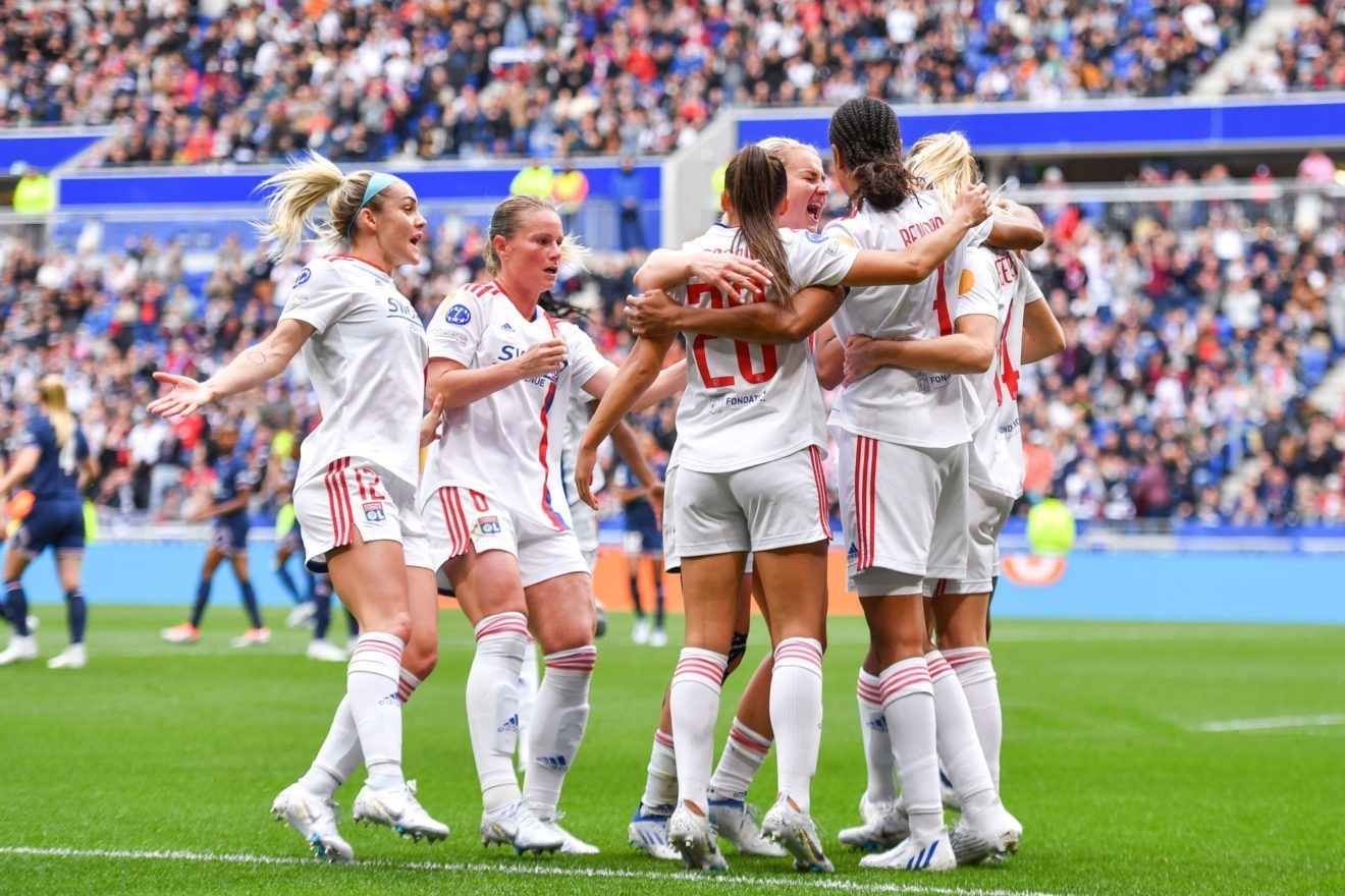 Football / Ligue des Champions : l’OL terrasse le PSG au Parc des Princes et s’offre une finale de rêve contre le Barça