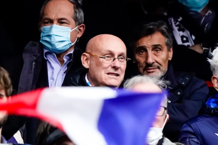Rugby : Bernard Laporte mécontent après la défaite des Bleues 