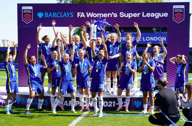 Football / Chelsea : les joueuses sacrées championnes d’Angleterre !