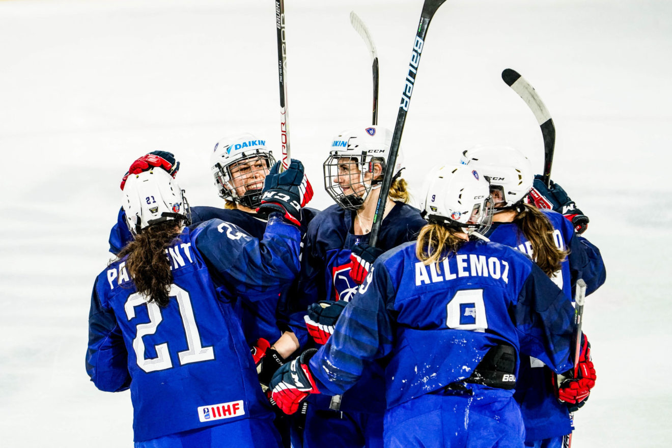 Hockey sur glace : les Françaises sacrées championnes du monde ! 