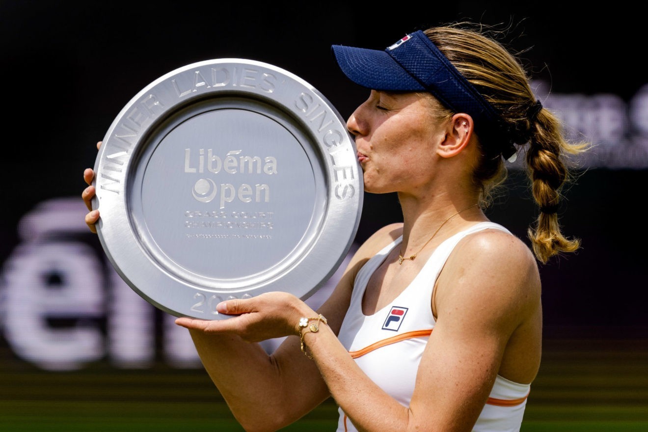 Tennis : la Russe Alexandrova crée la surprise en remportant le tournoi de ‘s-Hertogenbosch