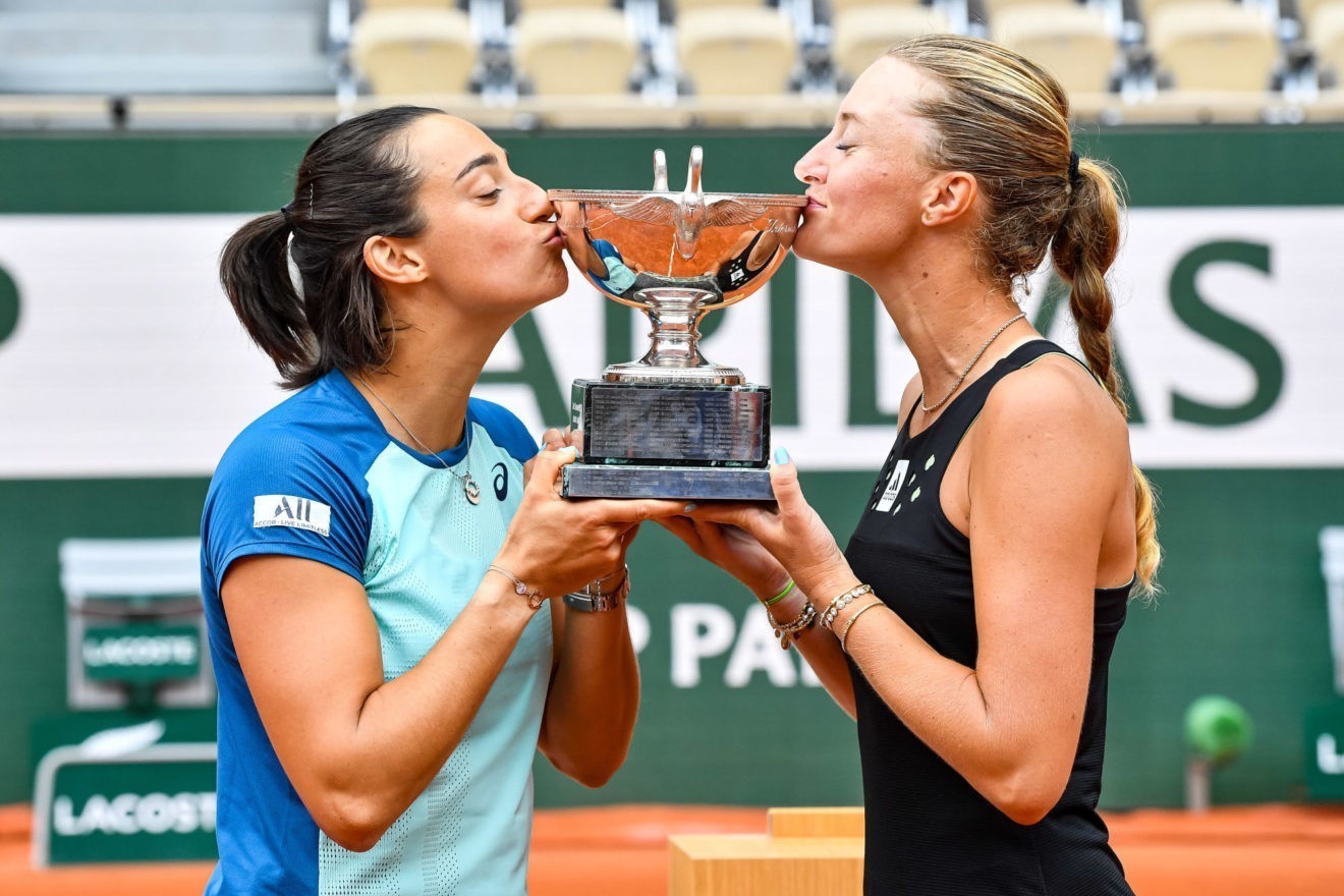 Tennis / Roland-Garros – Kristina Mladenovic et Caroline Garcia remportent le titre en double !