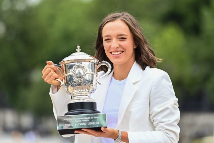 Classement WTA : Swiatek creuse l’écart, Gauff grimpe et se rapproche du Top 10