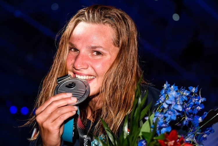 Mondiaux de natation : de l’argent au goût d’or pour Marie Wattel
