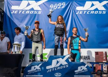 Jessica Chavanne, championne du monde de Jet Ski, gagne maintenant contre les hommes