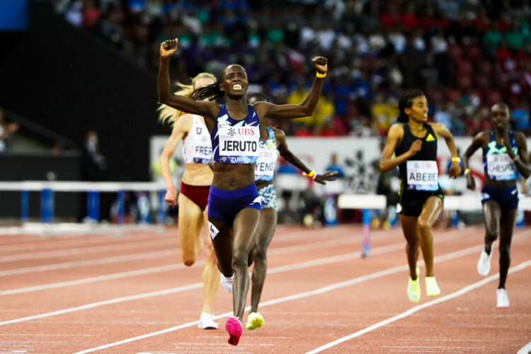 Athlétisme : la Kazakhe Jeruto sacrée sur le 3.000 m steeple, Finot  10e