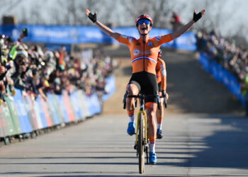 Cyclisme / Tour de France Femmes : Marianne Vos s’offre la victoire et le Maillot Jaune