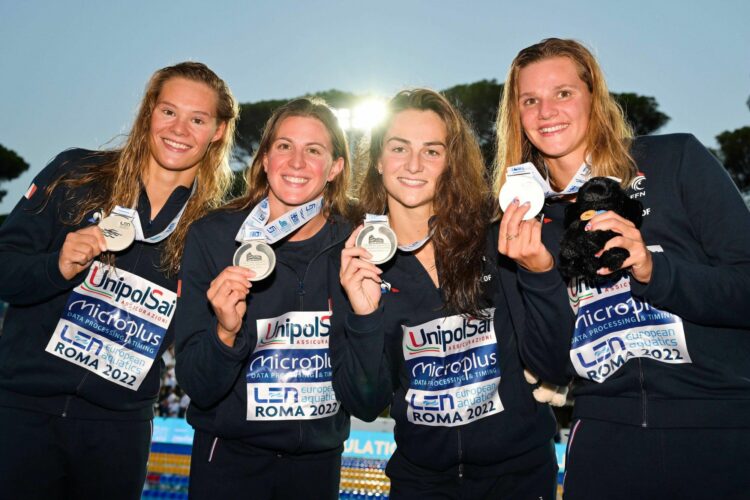 Natation / Championnats d’Europe : Le relais français féminin s’offre l’argent sur le 4 x 100m quatre nages
