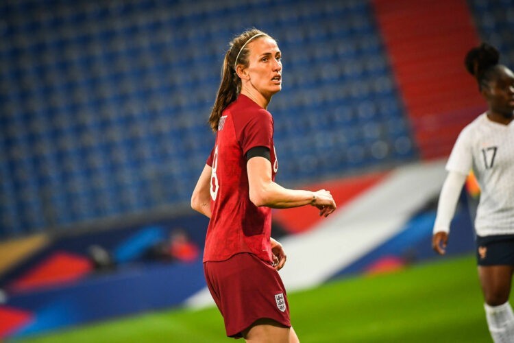 Football – L’internationale anglaise Jill Scott officialise sa retraite