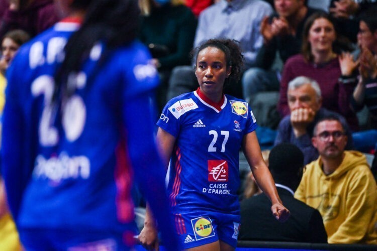 Handball : Estelle Nze Minko nouvelle capitaine des Bleues