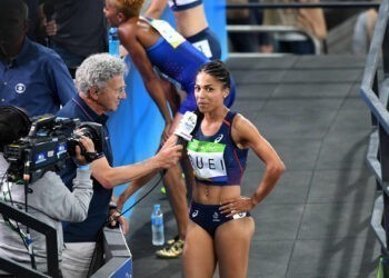 Entretien exclusif – Nelson Monfort : «Si l’on veut que le sport féminin devienne l’égal du sport masculin, il faut le commenter de la même manière »