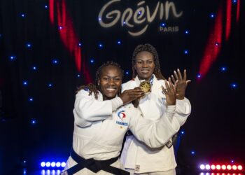 VIDÉO – Découvrez la statue de Clarisse Agbegnenou exposée au Musée Grévin