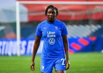 Football / West Ham – Cissoko expulsée face à Aston Villa après un gros coup de sang