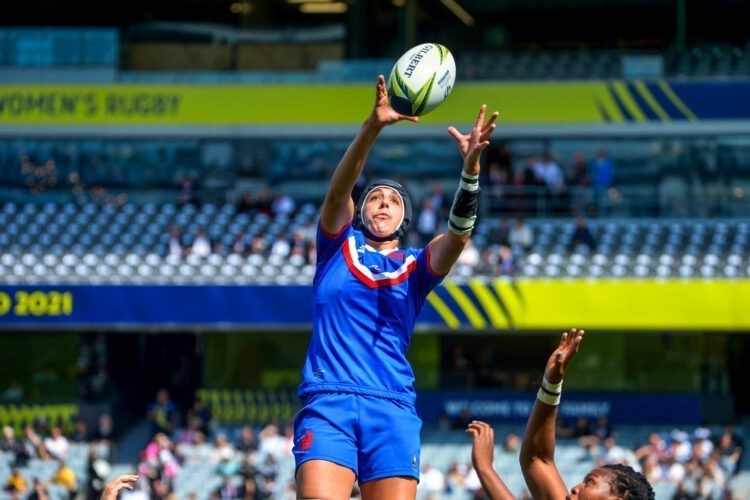 Rugby / XV de France féminin : Céline Ferer fière de terminer avec une médaille de bronze