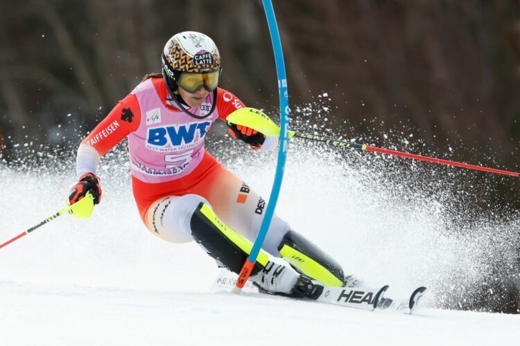 Ski / Slalom de Killington : Holdener et Swenn-Larsson ex aequo