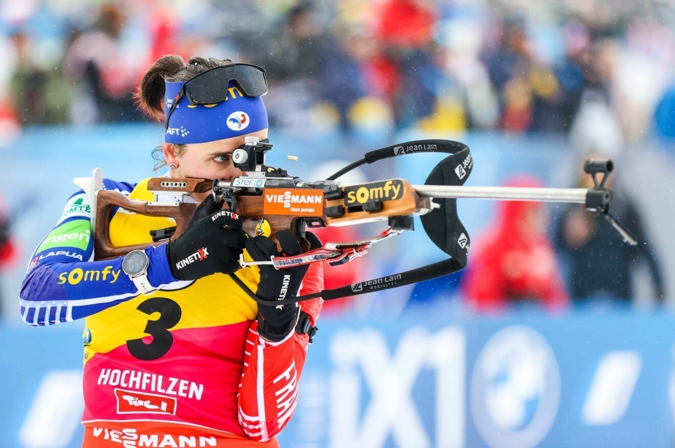 Biathlon: Julia Simon s’impose en mass start à Ruhpolding, Anaïs Chevalier-Bouchet 3e