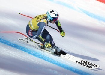 Ski alpin: la Norvégienne Mowinckel remporte le super-G de Cortina