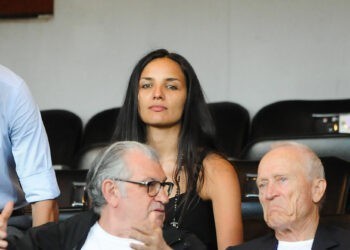 Football – Sonia Souid dénonce le comportement de Noël Le Graët : « Il me voit comme deux seins et un cul »