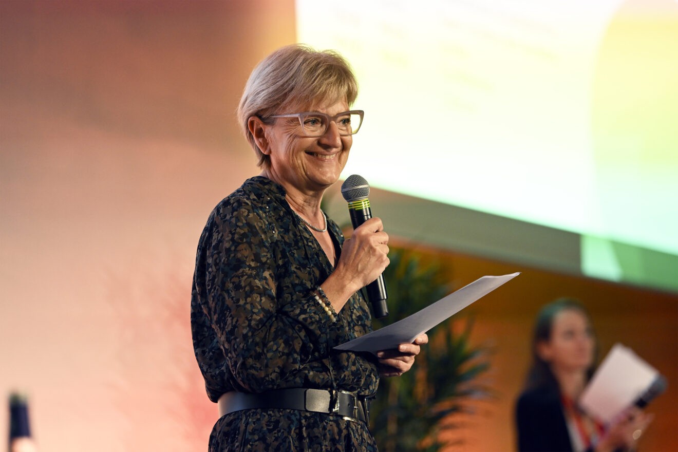 Rencontre - Marie-Françoise Potereau présente le « Club des 300 » : « Le Covid a dérangé la société, à nous de la dégenrer ! »