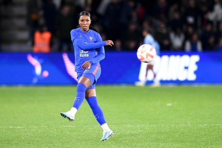 Football – Geyoro : « L’objectif c’est la Coupe du monde »