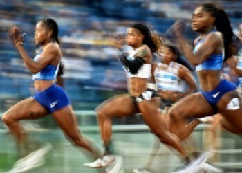 Athlétisme: Hobbs entre dans l’histoire du 60 m