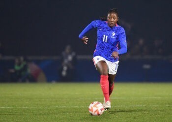 Football – Après Wendie Renard, Kadidiatou Diani sort elle aussi du silence : « les filles n’en peuvent plus »