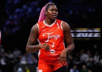 Éprise de liberté Isabelle Yacoubou détonne et assume son culot dans Géante