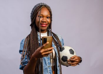 Les femmes aussi se mettent à parier sur le sport au Cameroun 