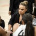 Basket / NBA : Becky Hammon, une femme sur le banc des Raptors ?