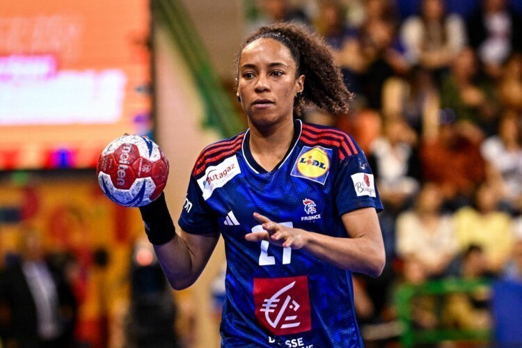 « Tous unis face aux violence » – La famille du handball s’engage !