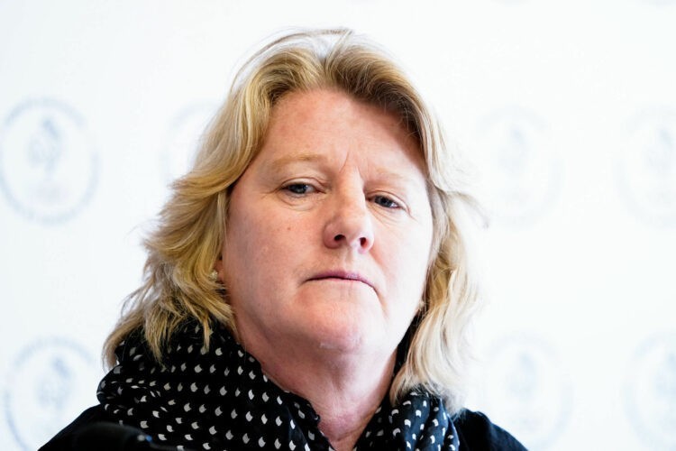 CNOSF : la présidente Brigitte Henriques démissionne