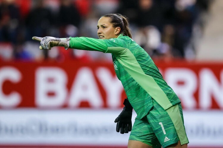 Football – L’OL enregistre l’arrivée de la gardienne Laura Benkarth