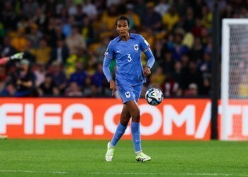 Football / Coupe du monde – Wendie Renard délivre les Bleues face au Brésil !