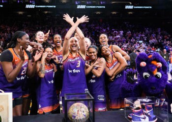 WNBA – Diana Taurasi devient la première joueuse à inscrire 10 000 points !