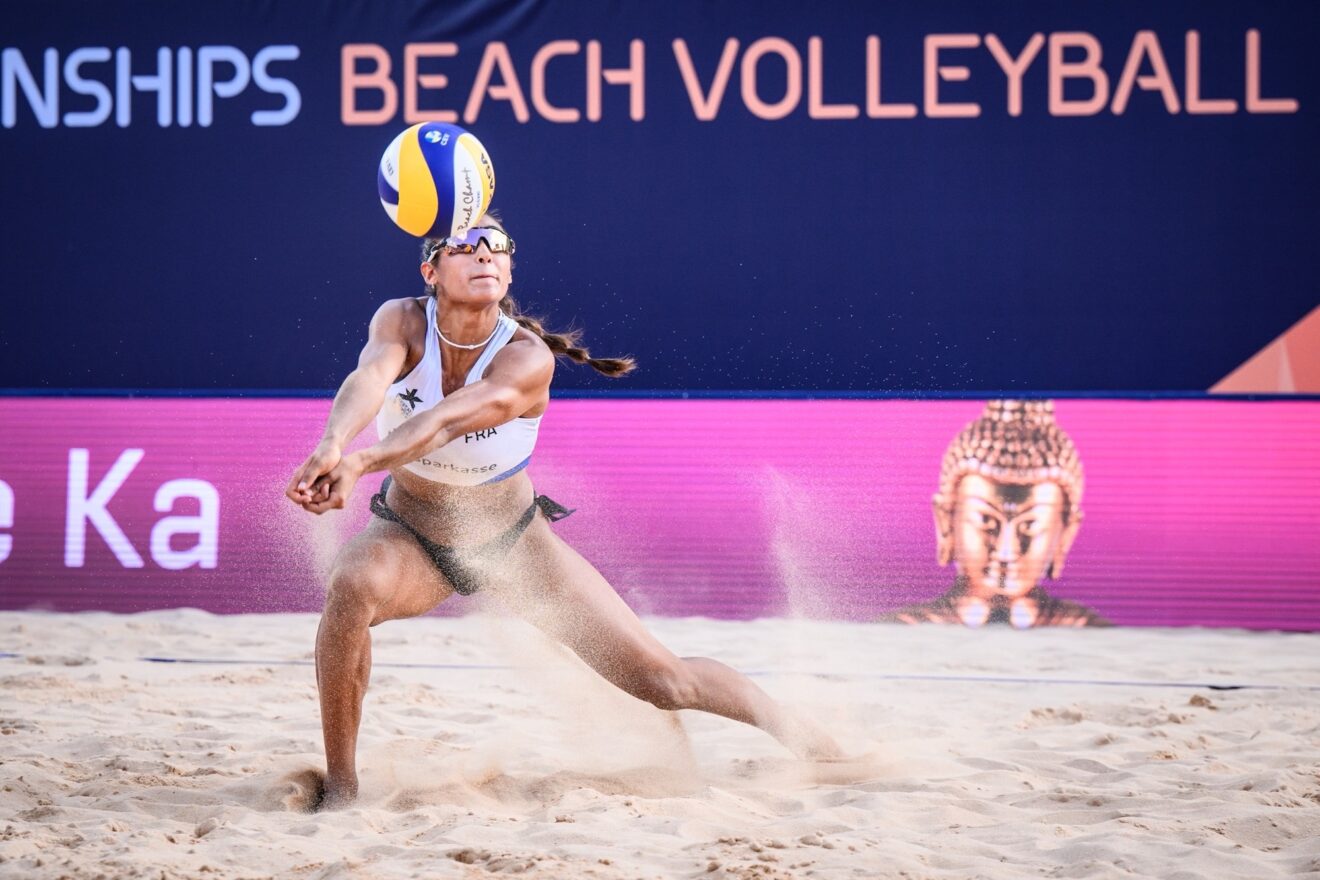 Beach-volley - Les 5 looks favoris de Clémence Vieira