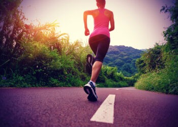 Tout savoir sur les bienfaits du trail avec Virginie Fantoni, de Sport 2000