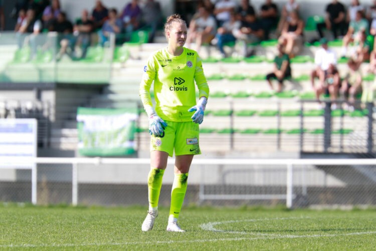 Football / EdF – Pauline Peyraud-Magnin remplacée par Marie Petiteau